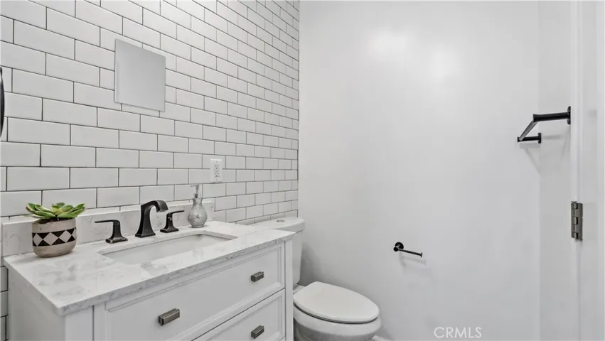 104 106 E Linda Vista Avenue, Alhambra, California 91801