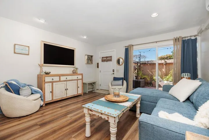 405 Requeza Street H9, Encinitas, California 92024 — photo 5