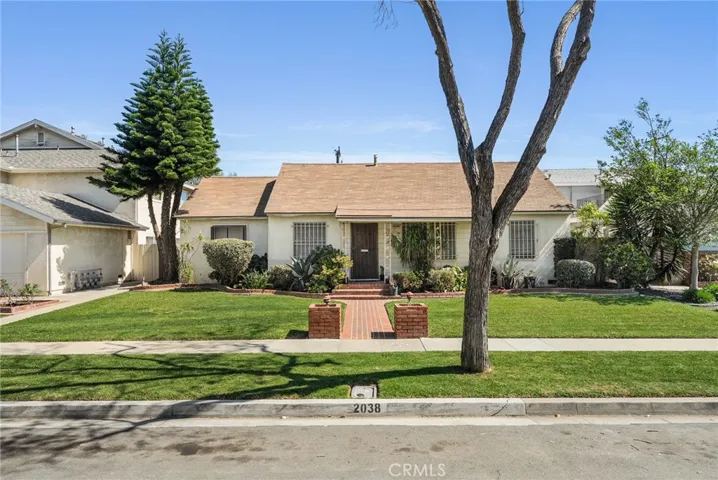 2038 San Anseline, Long Beach, California 90815