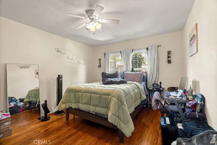 4813 Pacific, Long Beach, California 90805