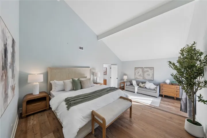 971 San Lorenzo Court, Solana Beach, California 92075