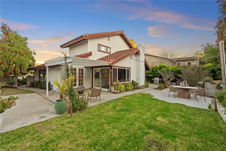 971 San Lorenzo Court, Solana Beach, California 92075