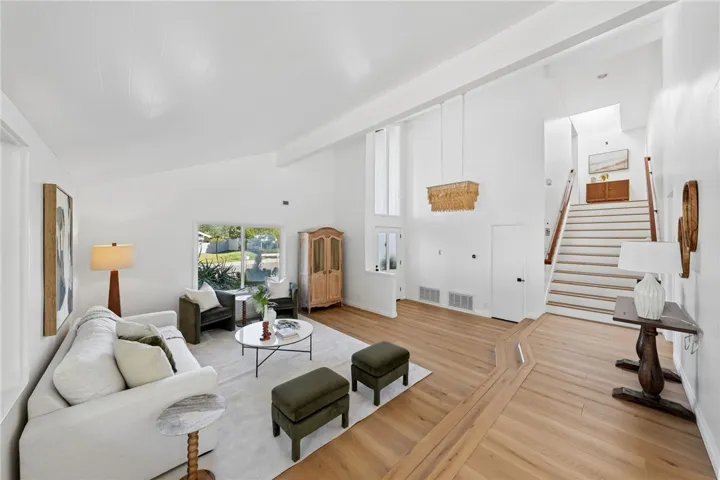 971 San Lorenzo Court, Solana Beach, California 92075