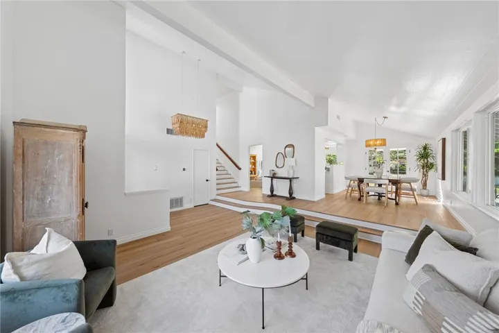 971 San Lorenzo Court, Solana Beach, California 92075