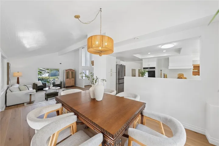 971 San Lorenzo Court, Solana Beach, California 92075