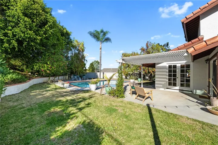 971 San Lorenzo Court, Solana Beach, California 92075