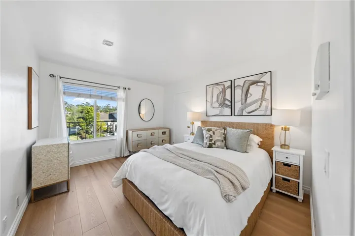 971 San Lorenzo Court, Solana Beach, California 92075