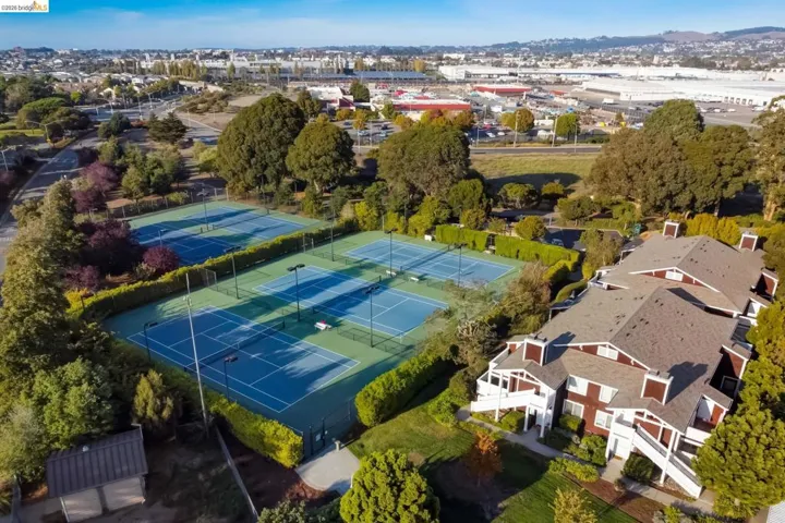 Community Tennis Courts