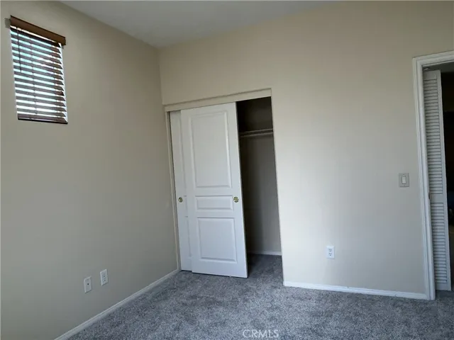 Guest Bedroom 1 closet