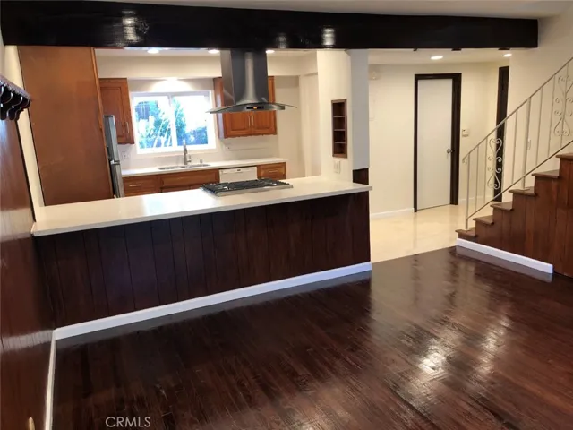 4715 Cardenas Ave, Woodland Hills, California 91364