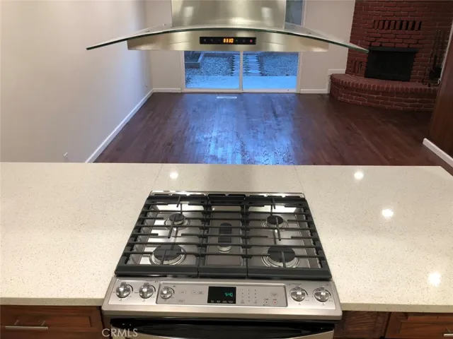 4715 Cardenas Ave, Woodland Hills, California 91364