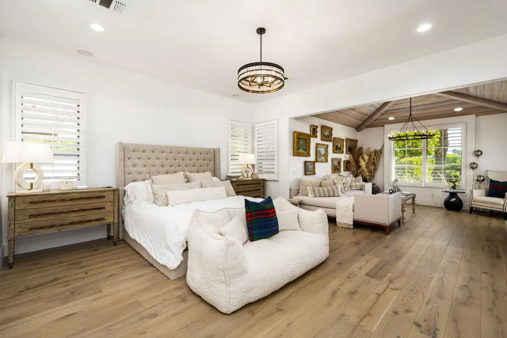 61-web-or-mls-DS_Birkdale_Return_0326_00