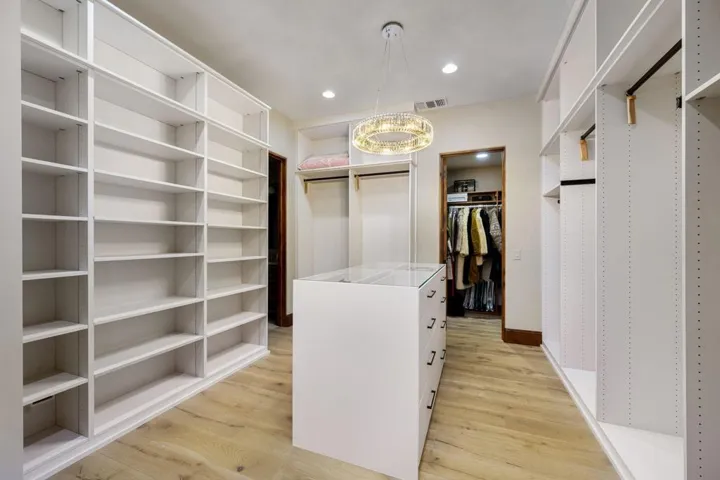 51-web-or-mls-DS_Birkdale_OPMG_0326_051