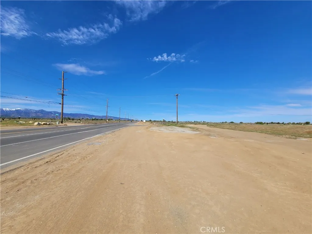 0 Phelan, Phelan, California 92371 — photo 4