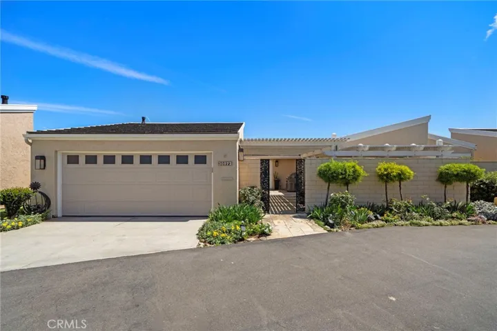30972 Lucia, Laguna Niguel, California 92677