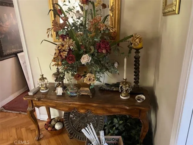 Inviting entry