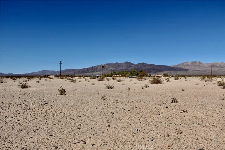 6281811 20000 Amboy Road, 29 Palms, California 92277