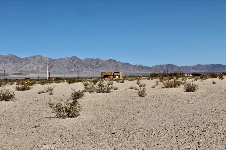 6281811 20000 Amboy Road, 29 Palms, California 92277