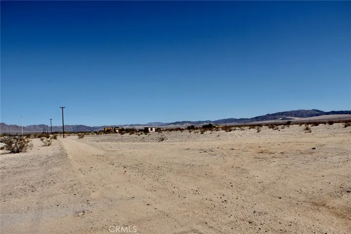 6281811 20000 Amboy Road, 29 Palms, California 92277