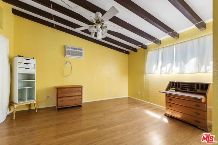 1523 Highgate Avenue, Los Angeles, California 90042
