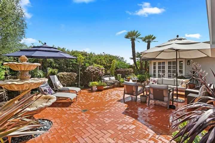 30 Jetty Drive, Corona Del Mar, California 92625