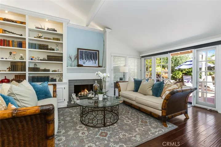 30 Jetty Drive, Corona Del Mar, California 92625