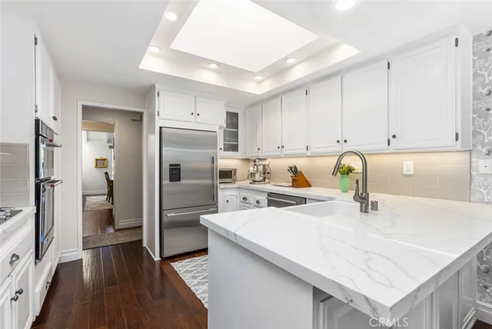 30 Jetty Drive, Corona Del Mar, California 92625