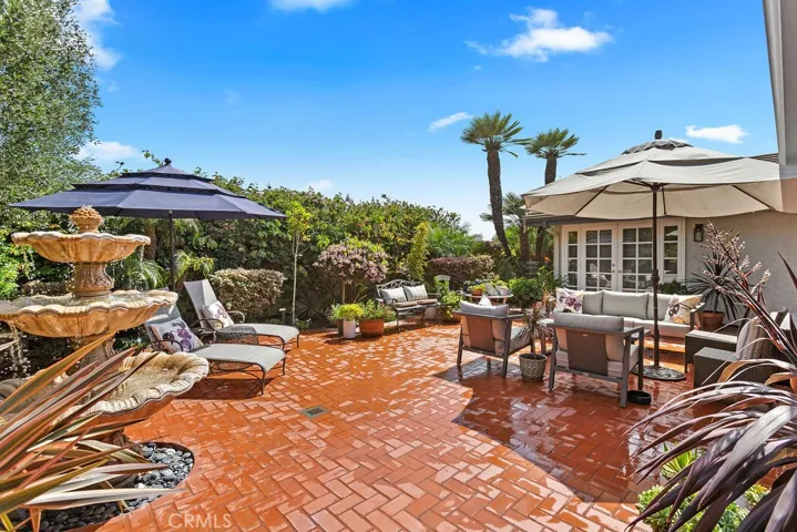 30 Jetty Drive, Corona Del Mar, California 92625