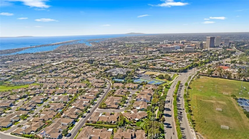 30 Jetty Drive, Corona Del Mar, California 92625