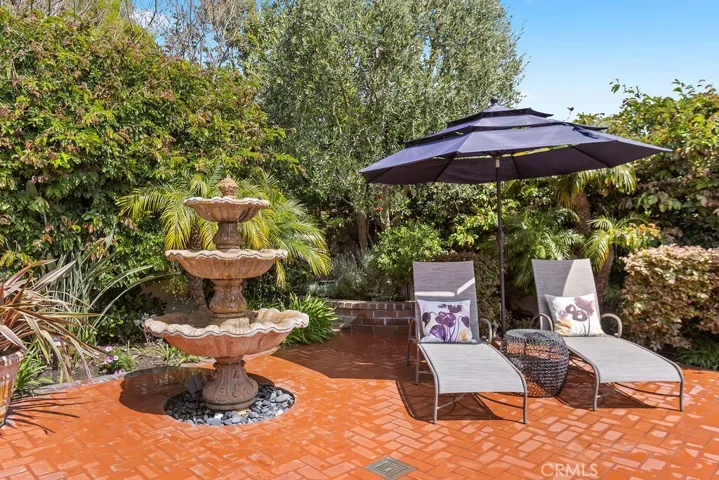 30 Jetty Drive, Corona Del Mar, California 92625