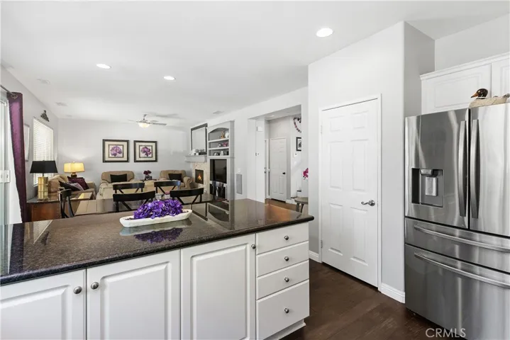 Kitchen looking into Family Room