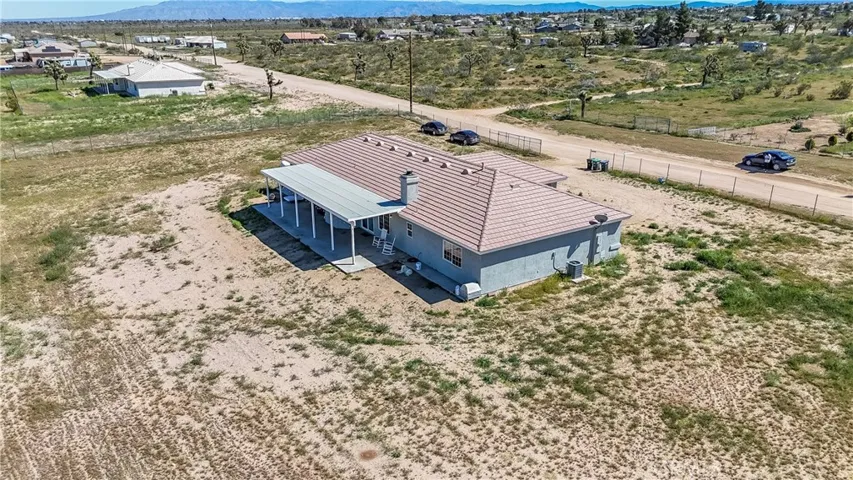 7576 Sunset, Phelan, California 92371
