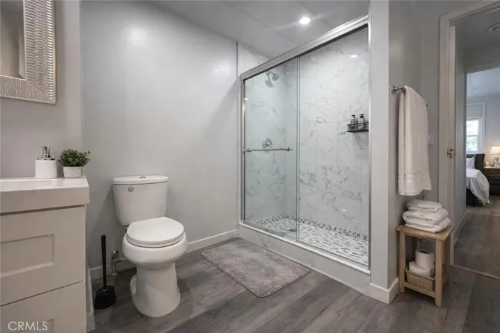 16600 Orange Avenue 77, Paramount, California 90723