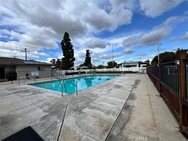 16600 Orange Avenue 77, Paramount, California 90723