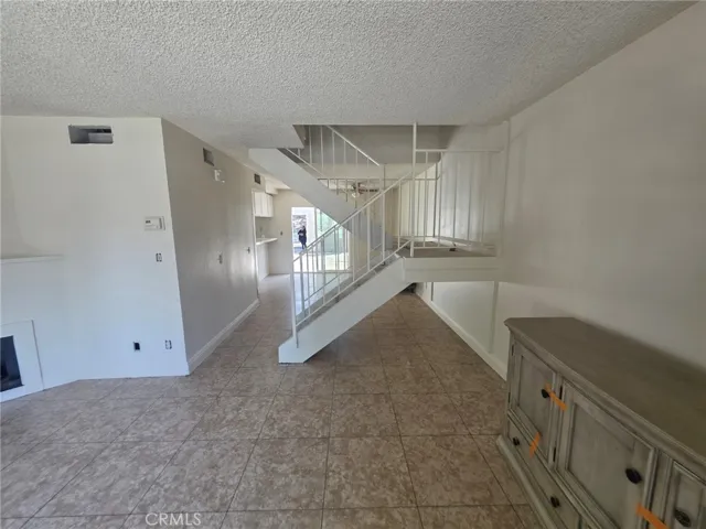 26938 Via Terraza, Saugus, California 91350