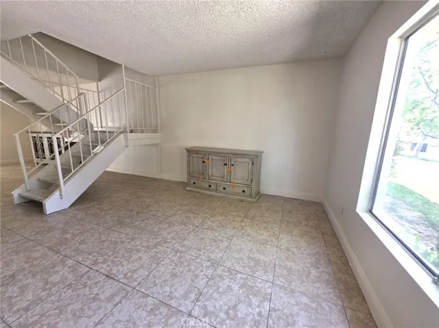26938 Via Terraza, Saugus, California 91350