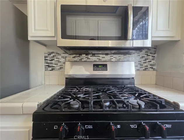 26938 Via Terraza, Saugus, California 91350