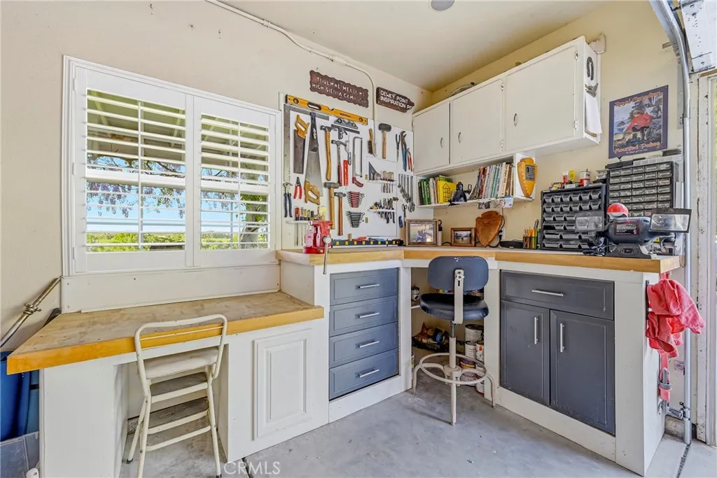Custom workbench in garage