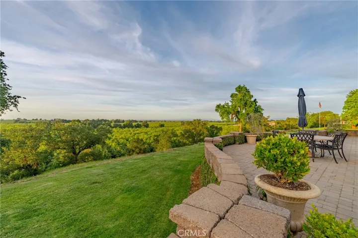 Panoramic views of farmland and the Sierra Nevadas