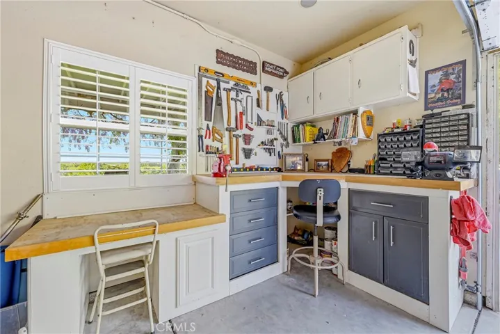 Custom workbench in garage