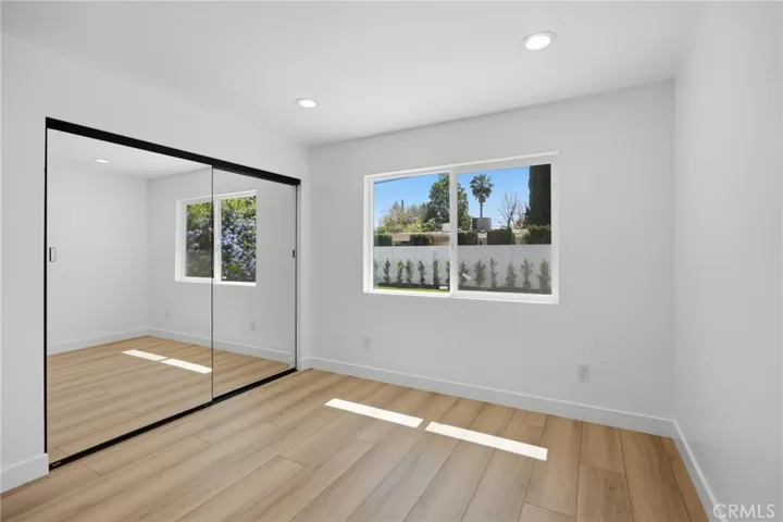 Main house-Room 2