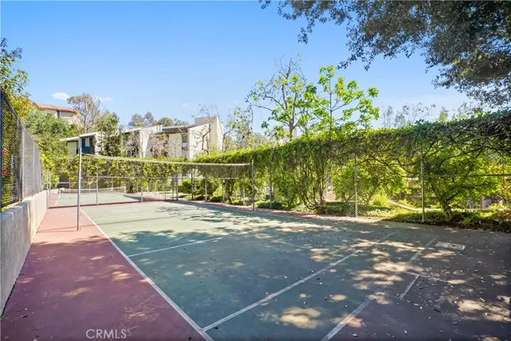 Pickleball and volleyball courts