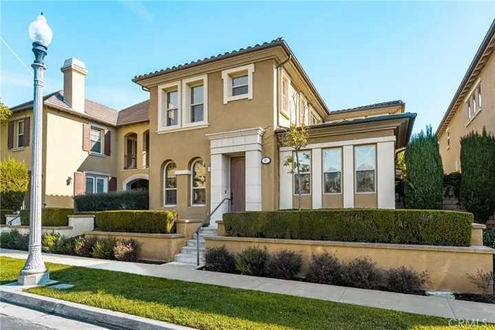 97 Twin Gables, Irvine, California 92620