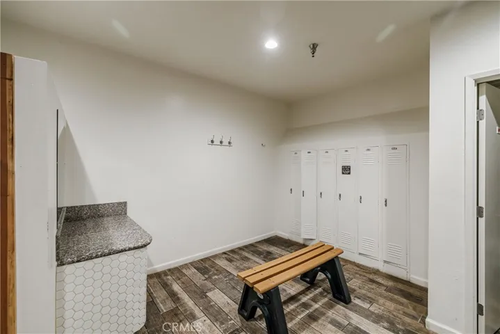802 Camino Real 105, Redondo Beach, California 90277