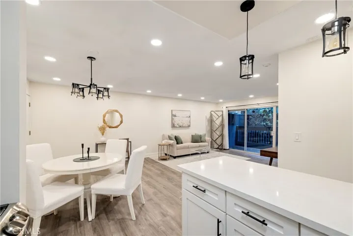 802 Camino Real 105, Redondo Beach, California 90277