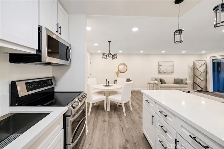 802 Camino Real 105, Redondo Beach, California 90277