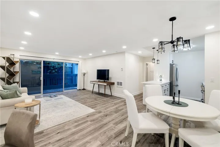802 Camino Real 105, Redondo Beach, California 90277