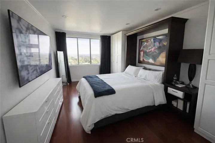 865 Comstock, Los Angeles, California 90024