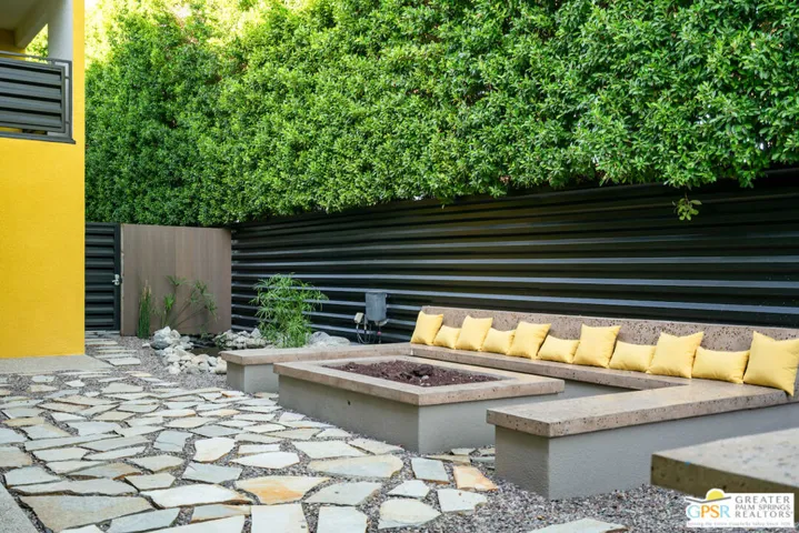 Amenity - Community Fire Pits/