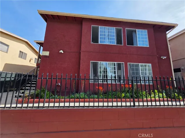 1564 Locust, Long Beach, California 90813